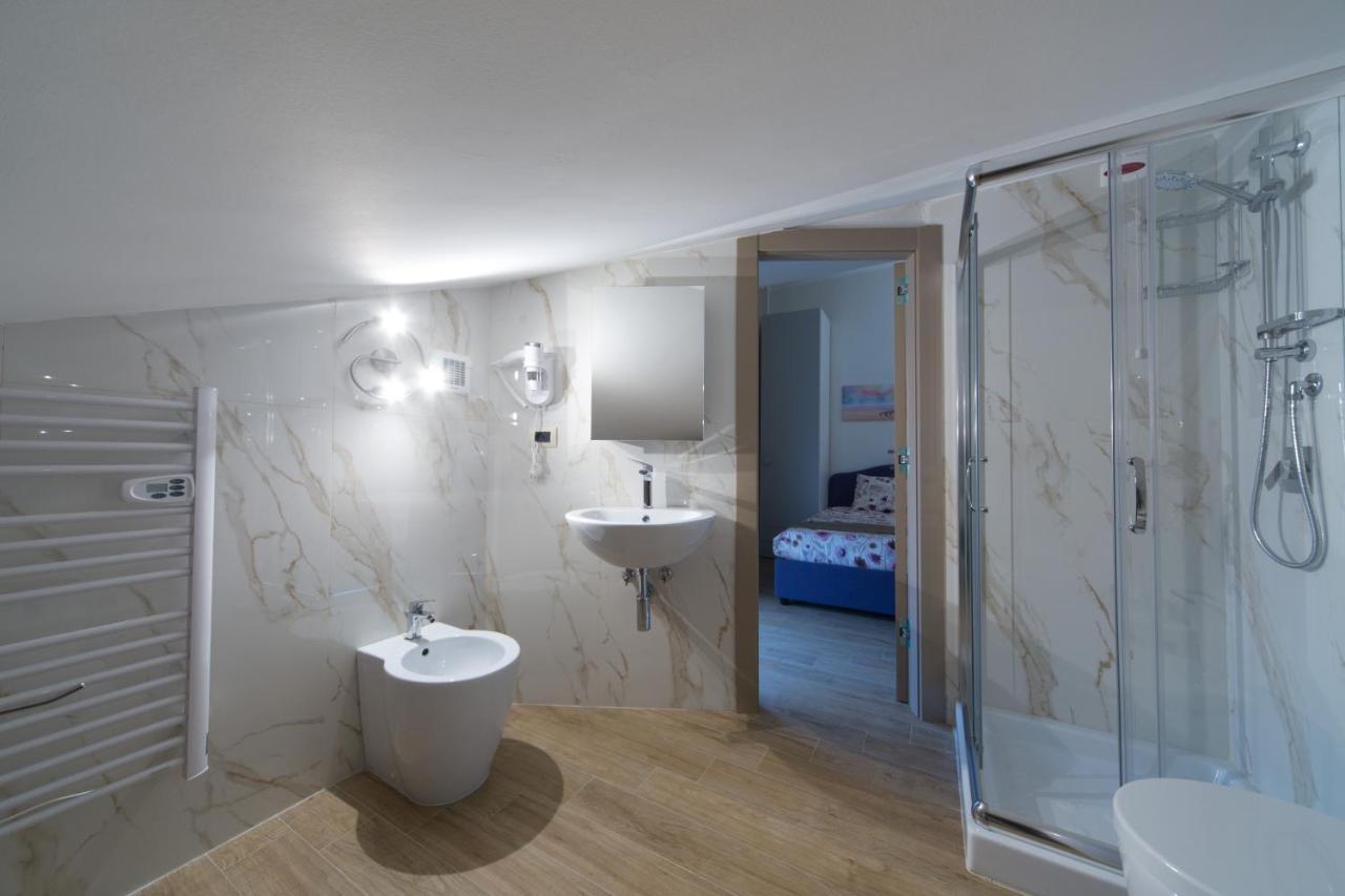 Slow Chic Apartment Beb Policlinico Messina Buitenkant foto