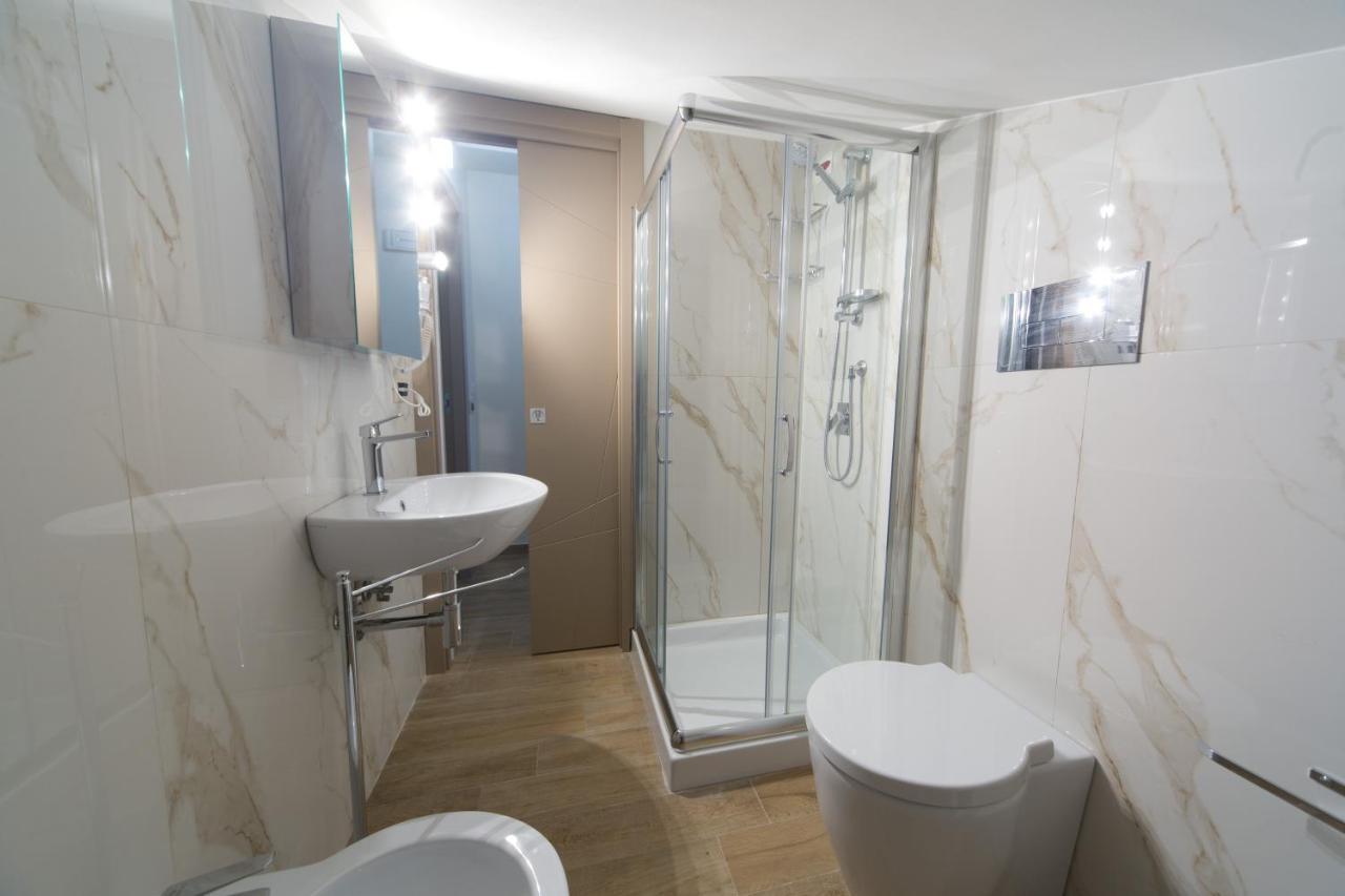 Slow Chic Apartment Beb Policlinico Messina Buitenkant foto
