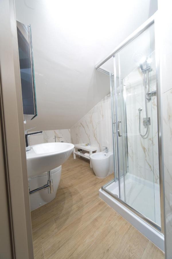 Slow Chic Apartment Beb Policlinico Messina Buitenkant foto